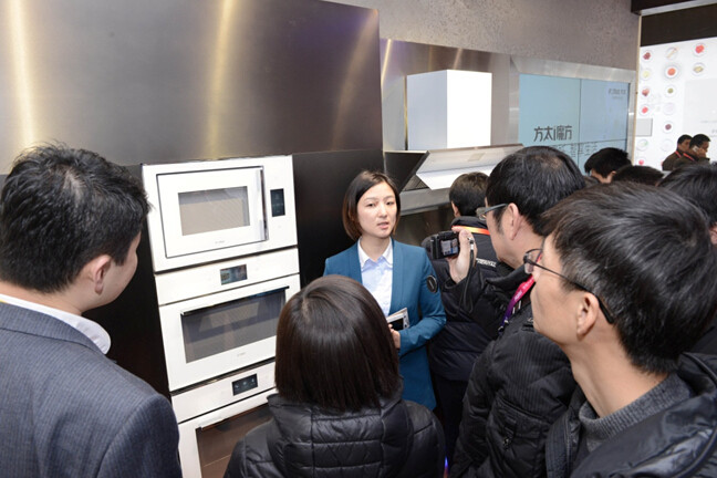方太i魔方展示现场