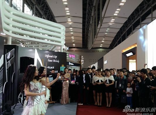 穗宝集团多品牌战略发布会现场
