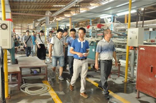 优采中国行 采购平台考察团走进简一大理石瓷砖佛山总部