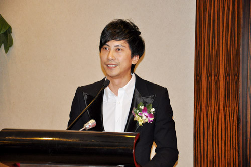 世界武术冠军、影视红星杜宇航