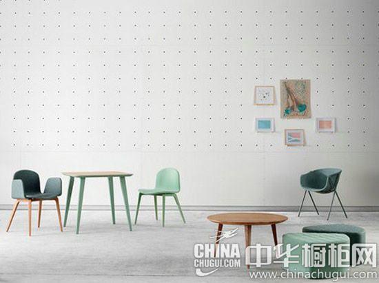 米兰家具展展品——亮色凳椅