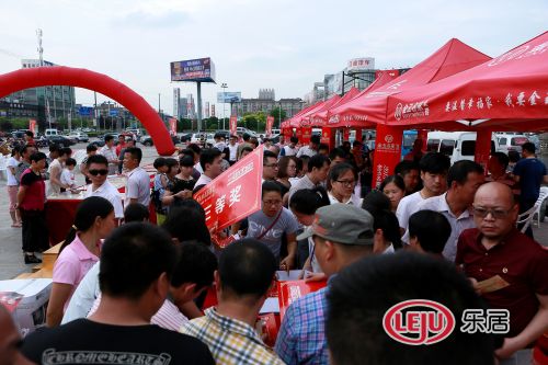 活动现场人气火爆