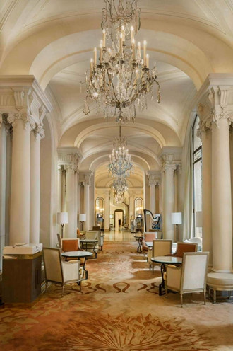 Plaza-Athénée