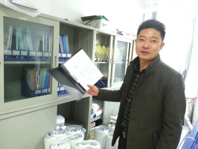 家具产业园总经理沈仕伟介绍,为产业园入驻企业提供“保姆式”服务,所有手续统一包办。本栏图片均为赵同增摄