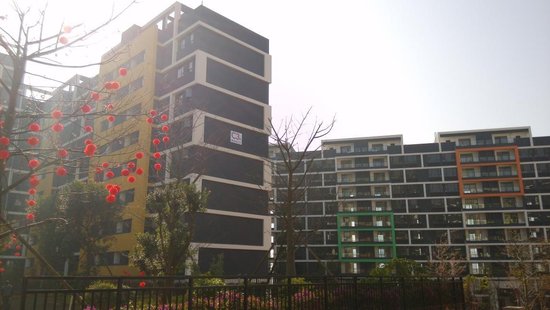 粤楼市现“假日行情” 阳光100持续热销