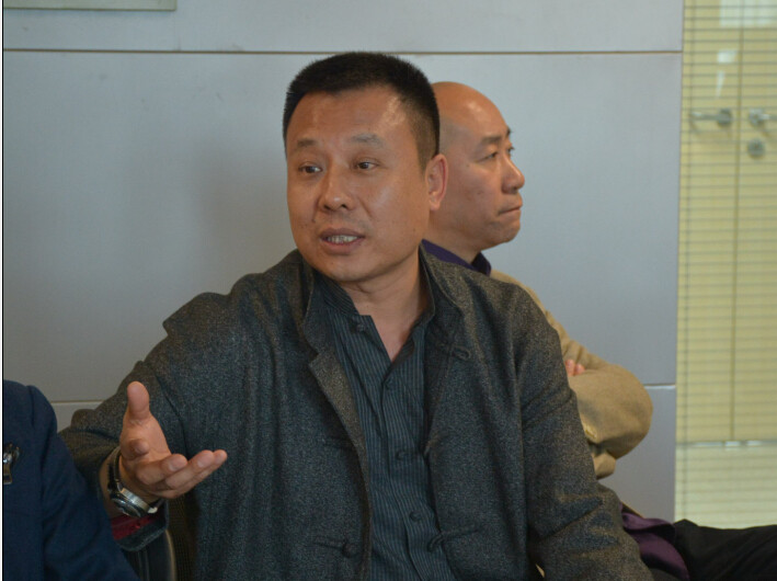 山西大学美术学院院长 高鑫玺老师在会上发言