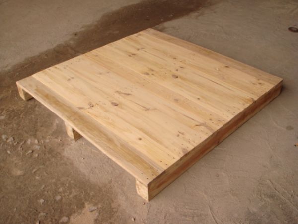 厂家长期直供可定制的木箱、木架