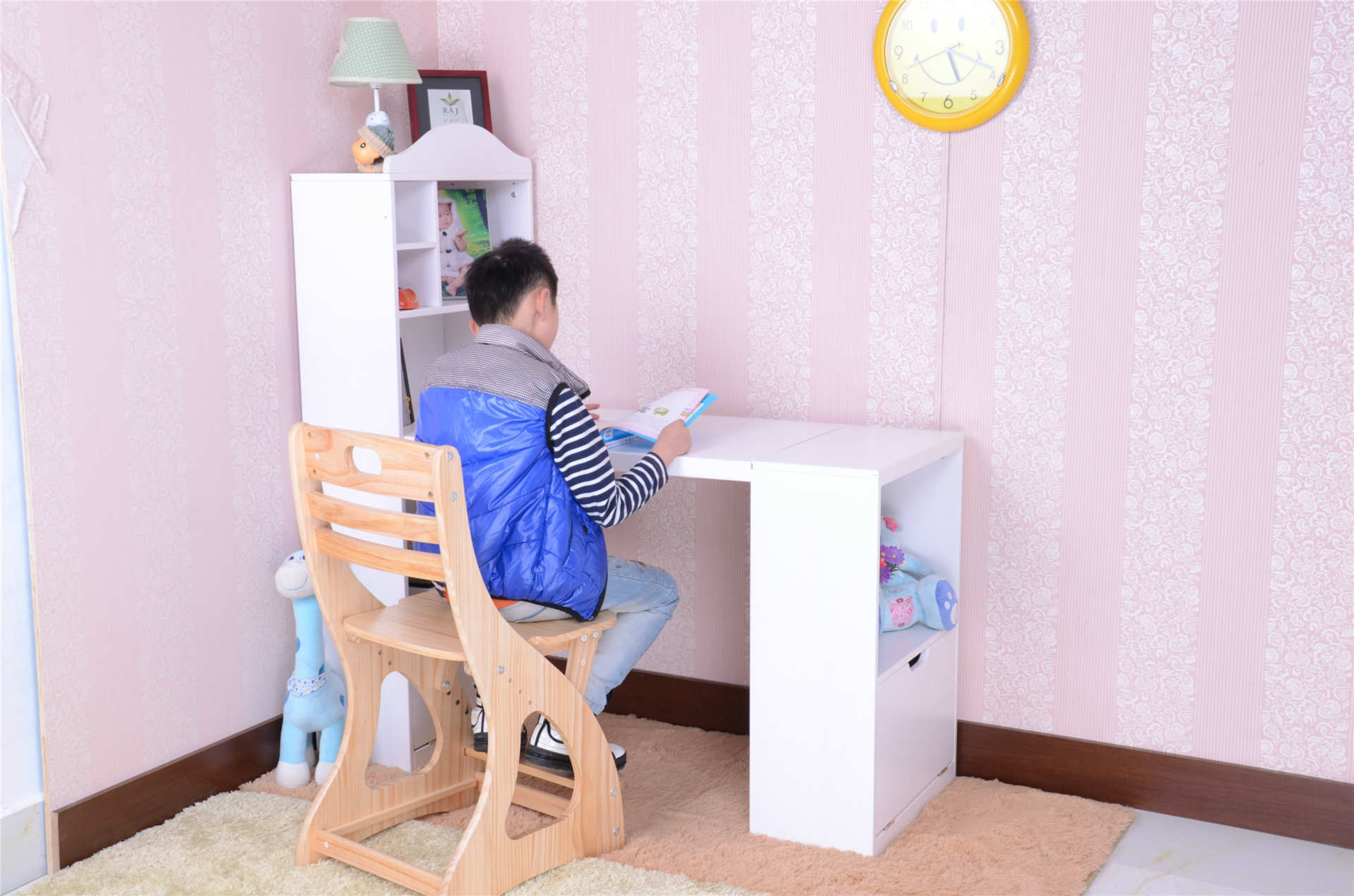 儿童学习桌书桌课桌多功能可升降学生桌类环保家具