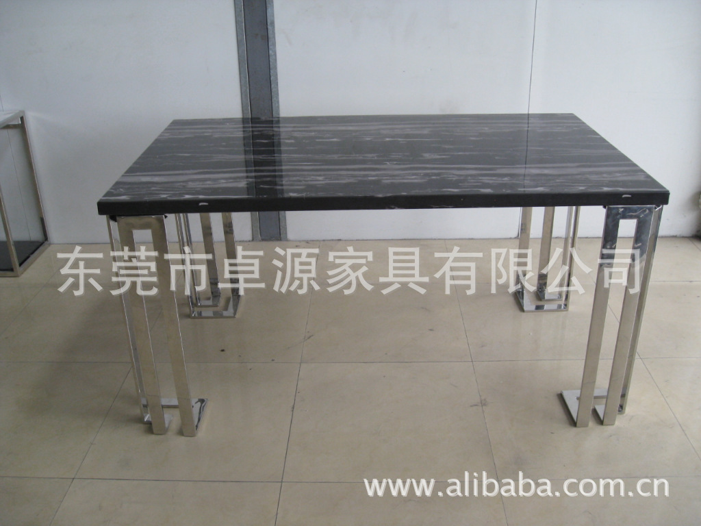 供应不锈钢架家具、桌类、不锈钢餐桌，大理石餐桌，ZY-B016